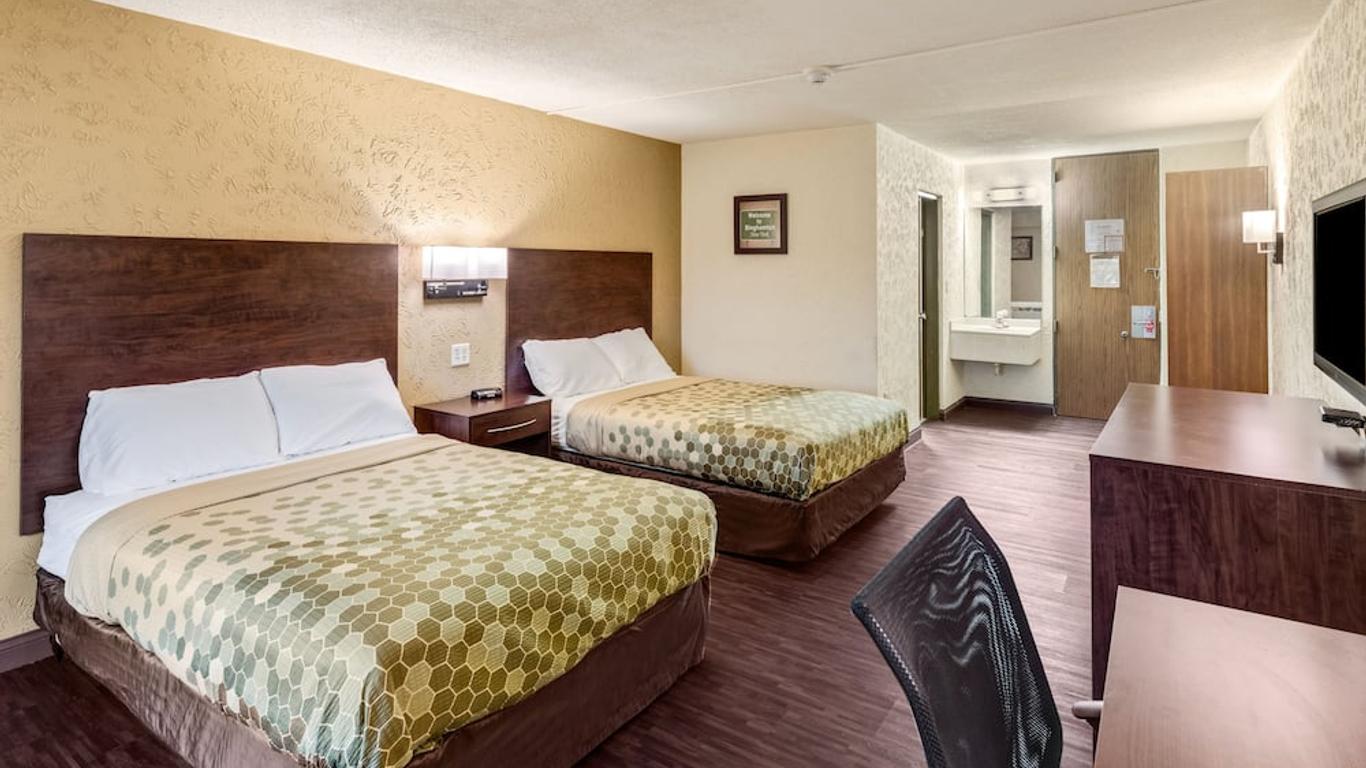Econo Lodge Inn and Suites Binghamton
