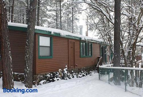 Lumbermen's Village - Lakeside