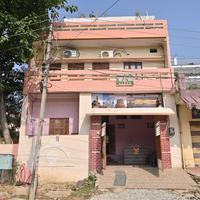 Goroomgo Mahamaya Guest House Varanasi