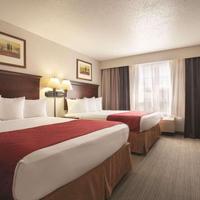 Country Inn & Suites by Radisson Moline Airport
