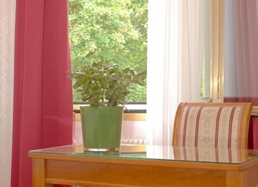 Kamervoorziening Foto's