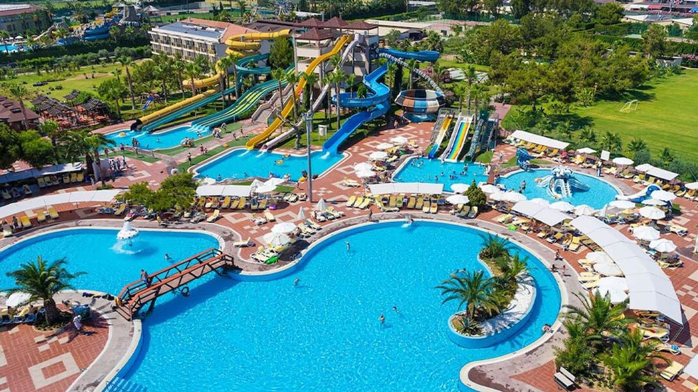 Club Hotel Turan Prince World