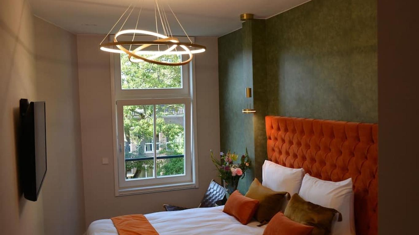 Hotel Iris