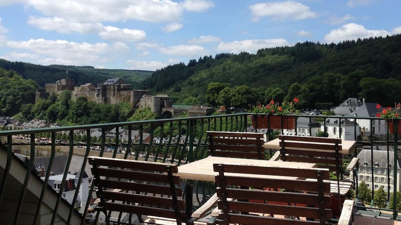 Cosy Hotel Bouillon