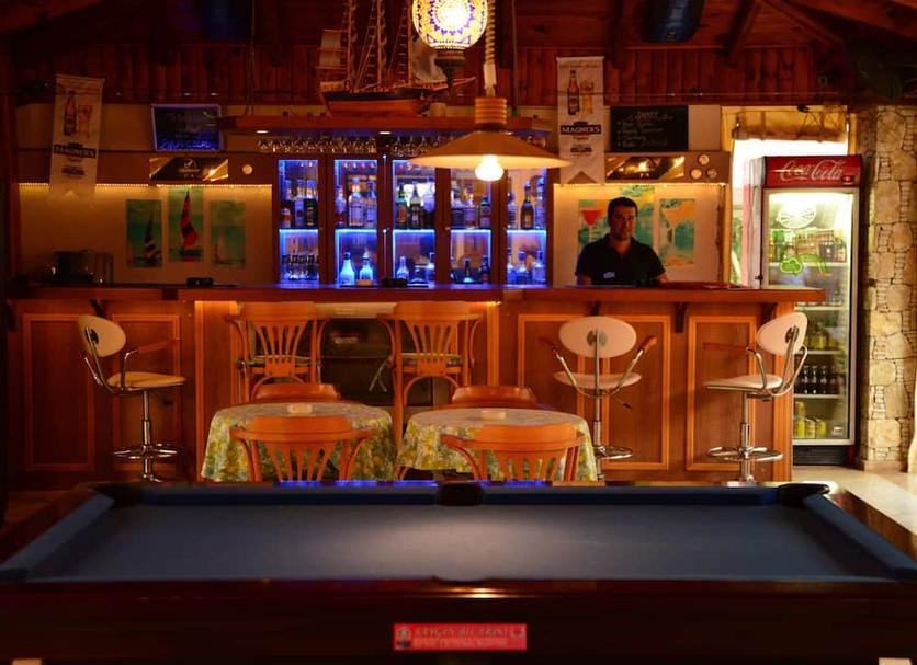 Bar Foto's