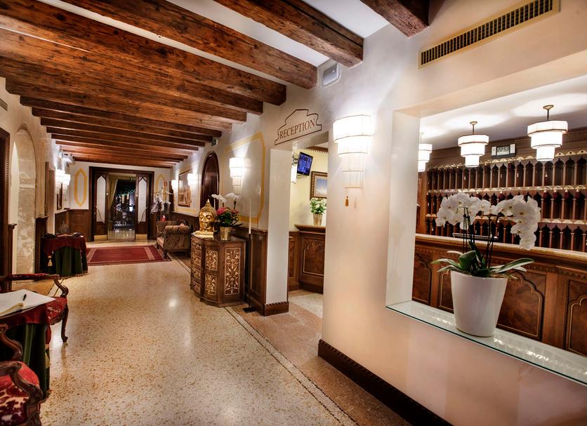 Lobby Foto's
