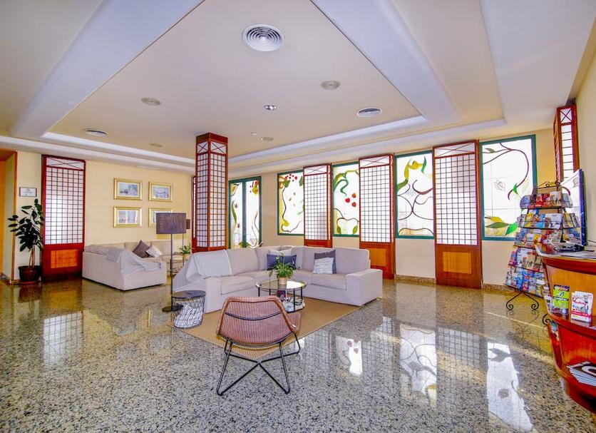 Lobby Foto's
