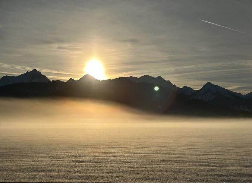 Buiten zicht Foto's