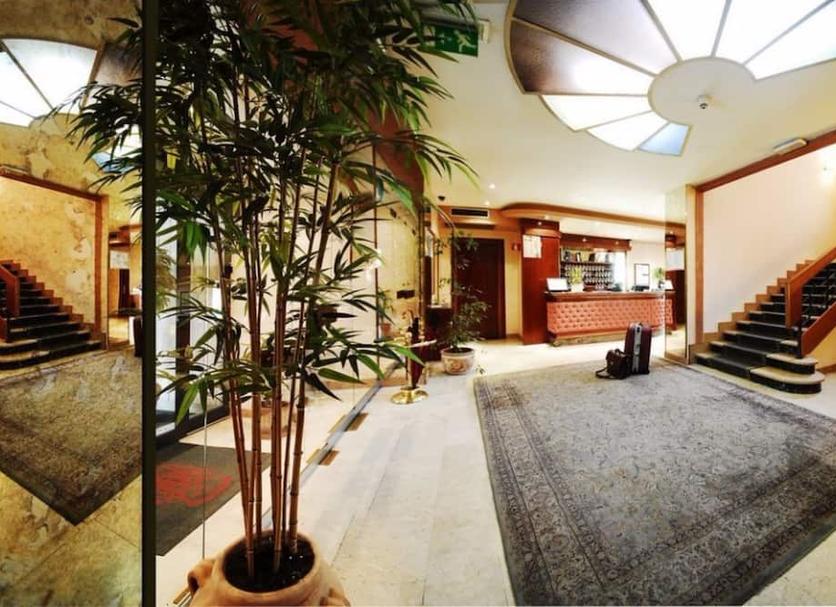 Lobby Foto's
