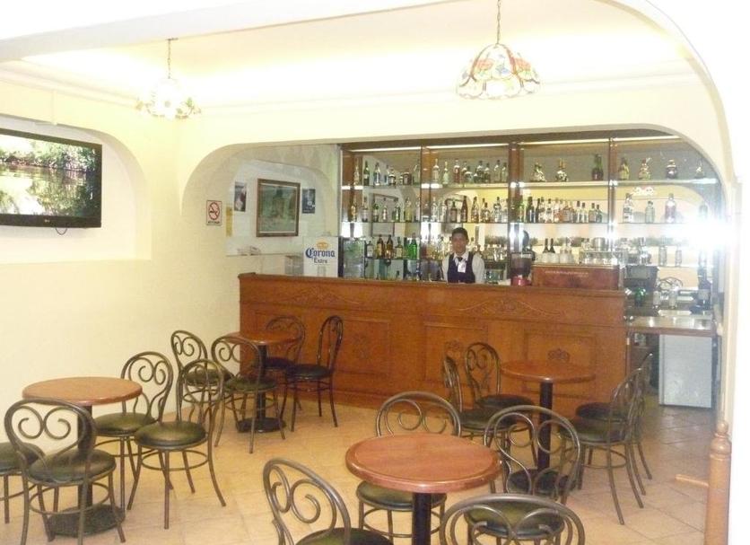Bar Foto's