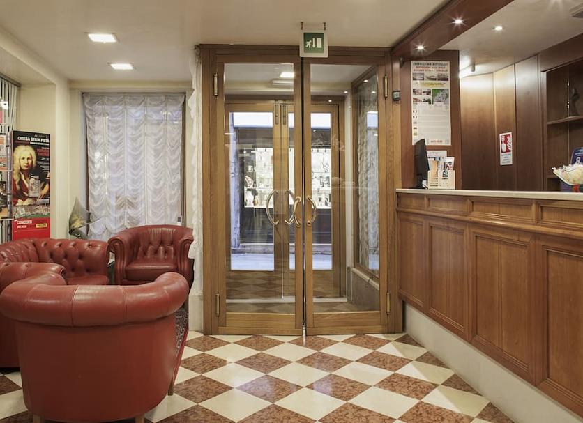 Lobby Foto's
