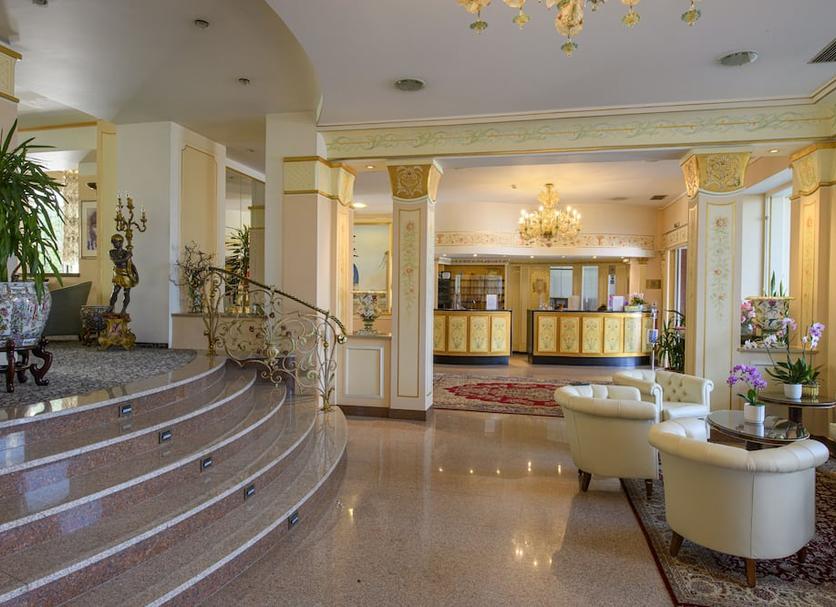 Lobby Foto's