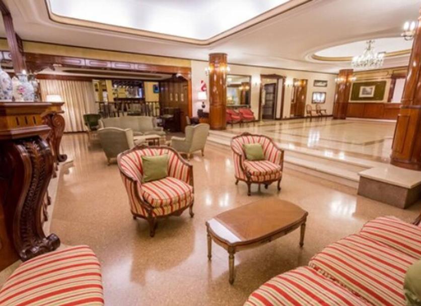 Lobby Foto's