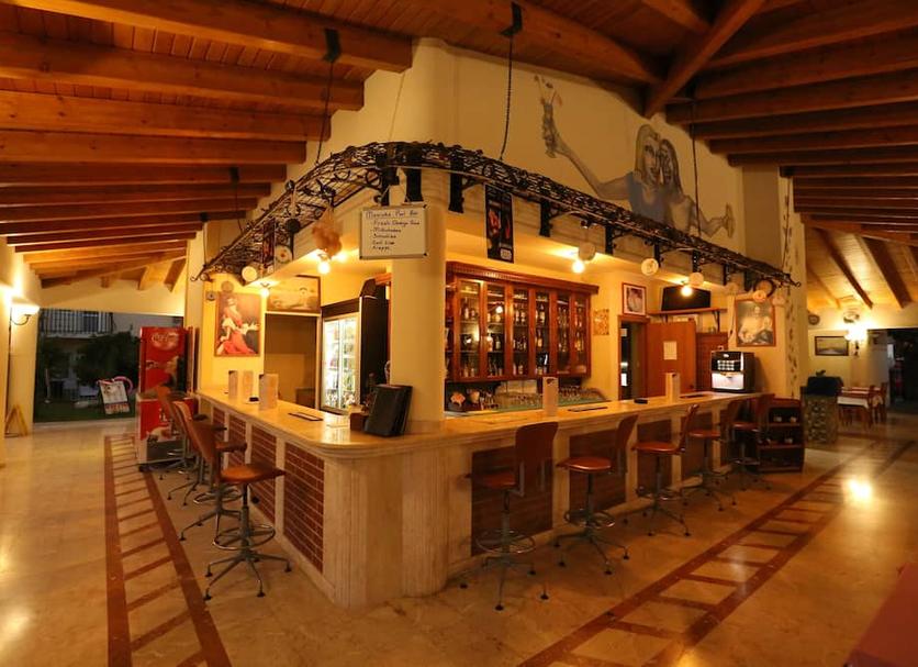 Bar Foto's
