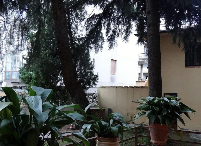 Buiten zicht Foto's