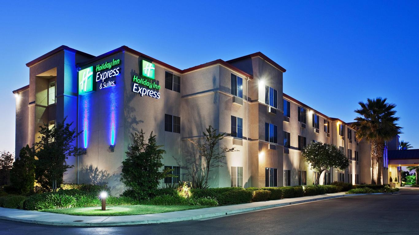 Holiday Inn Express & Suites Tracy