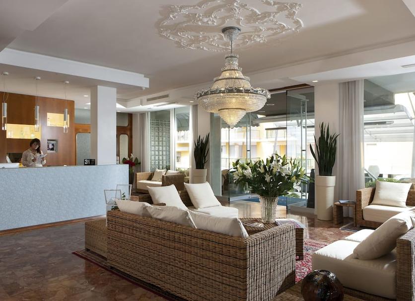 Lobby Foto's