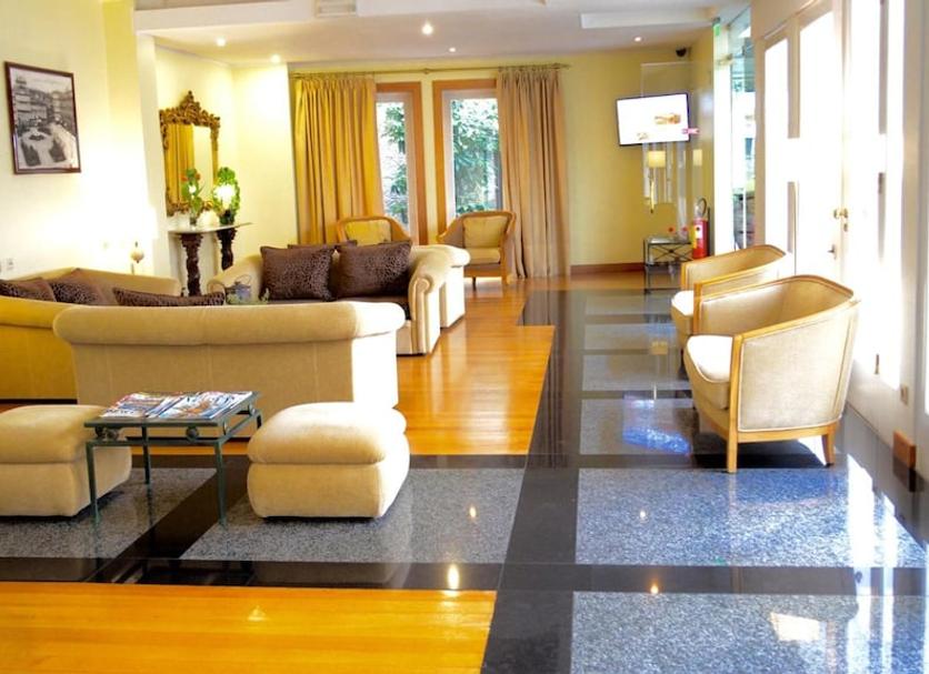 Lobby Foto's