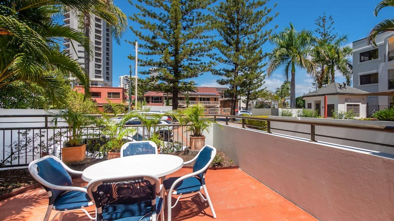 Burleigh on the Beach