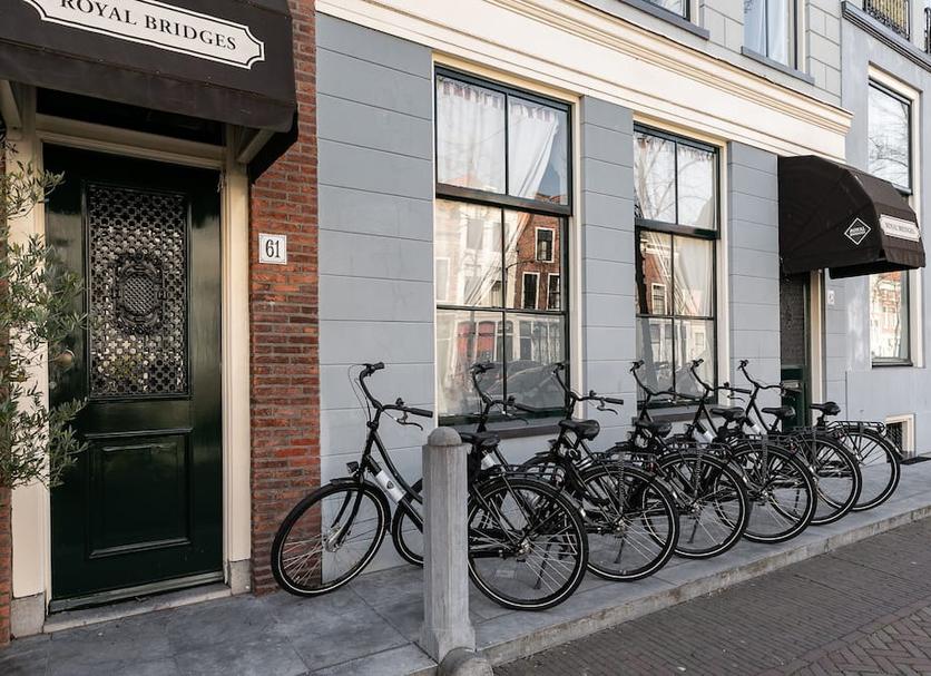 Buiten zicht Foto's