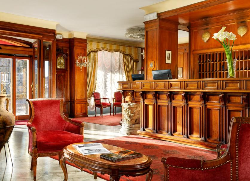 Lobby Foto's