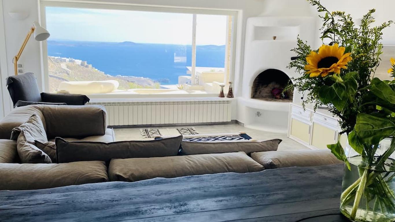 Flaskos Suites and more