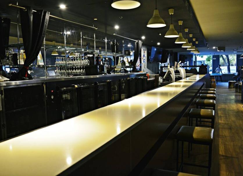 Bar Foto's