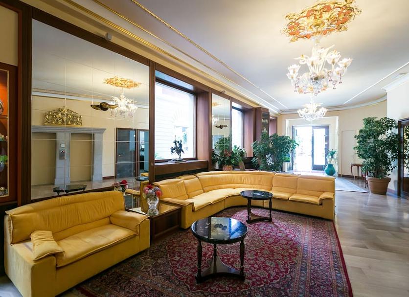 Lobby Foto's
