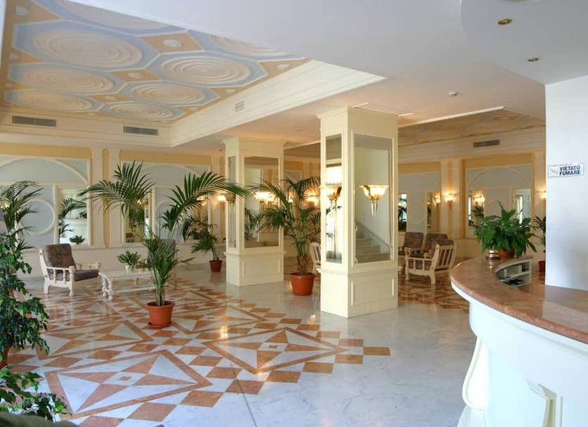 Lobby Foto's