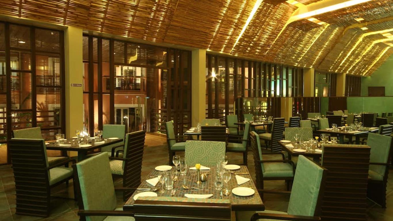 The Golden Crown Hotel & Spa, Colva