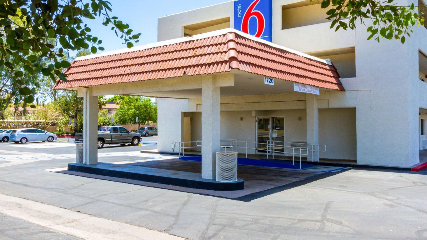 Motel 6 Phoenix Tempe - Priest, DR