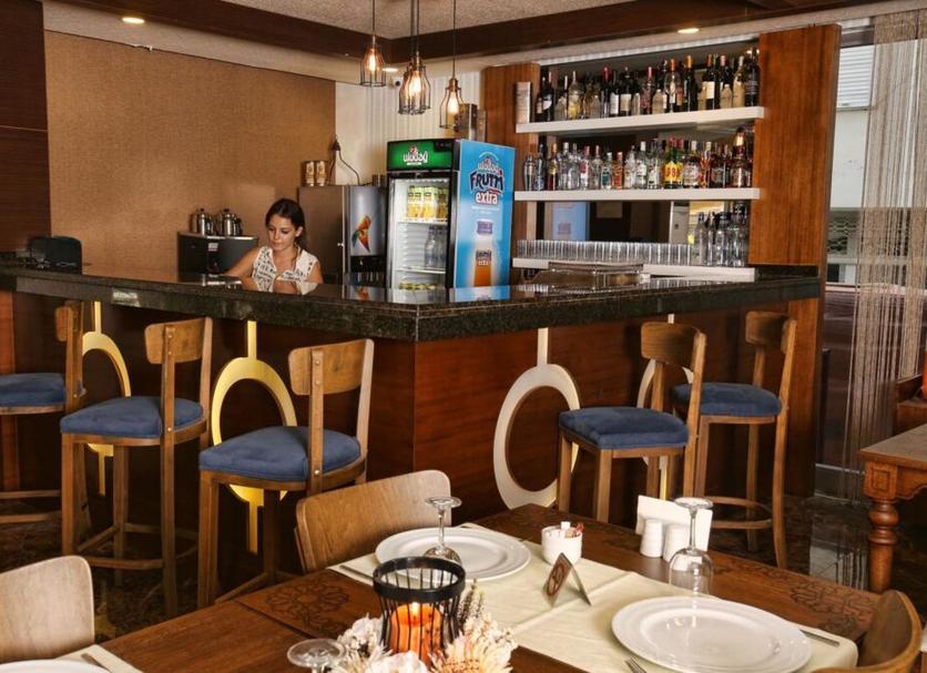 Bar Foto's