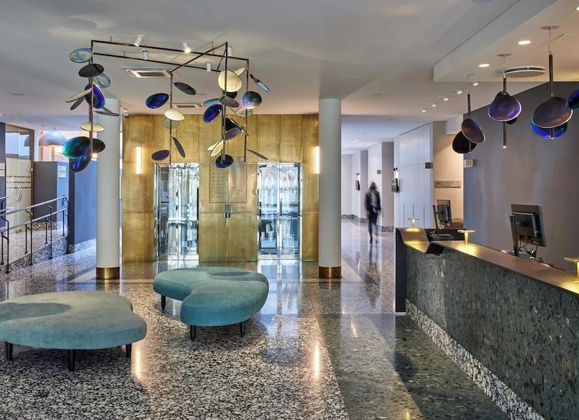 Lobby Foto's