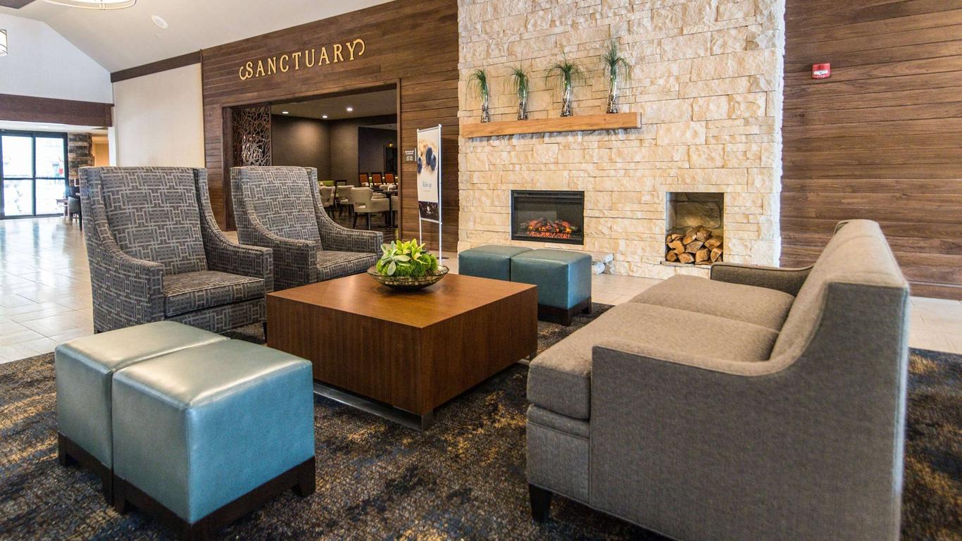 Wyndham Garden Westlake