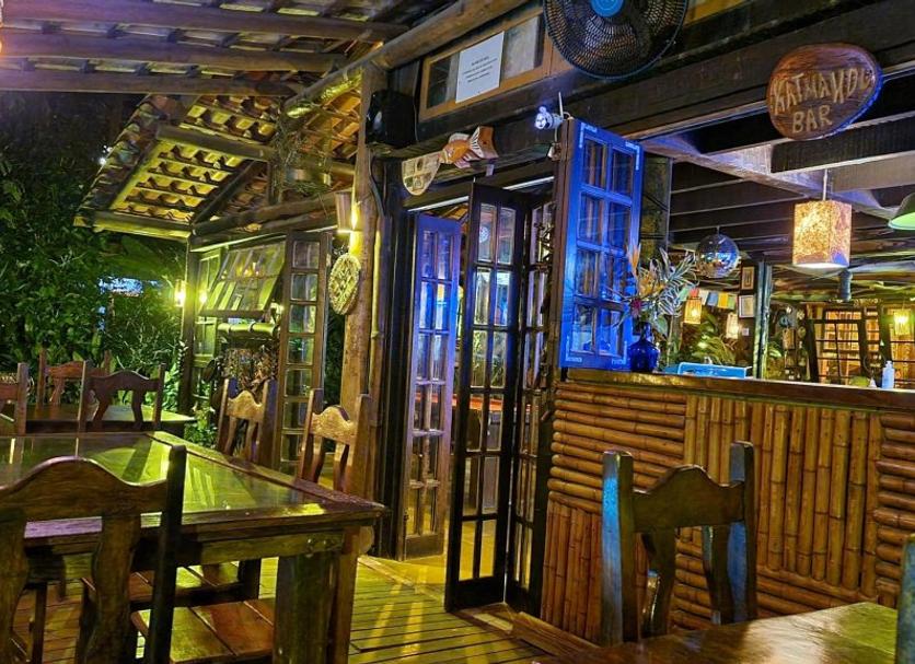 Bar Foto's