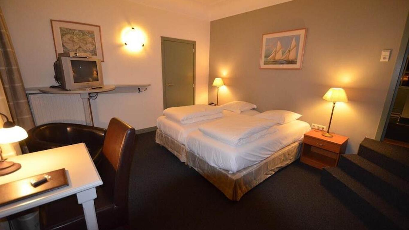 Malcot Hotel