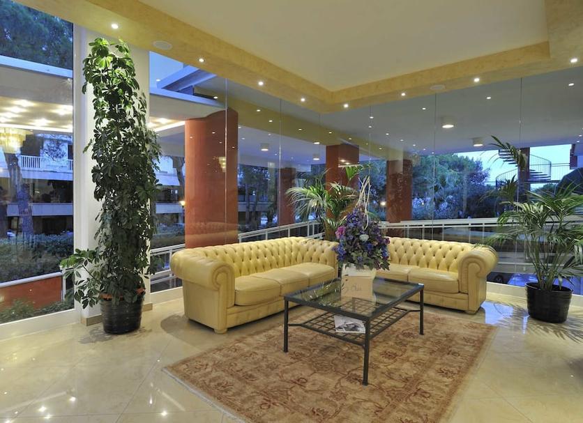 Lobby Foto's