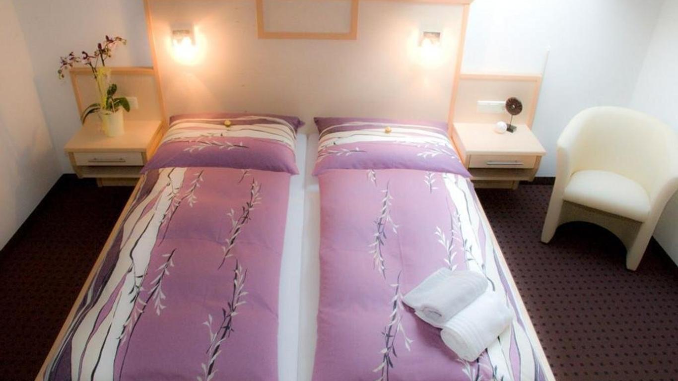 Pension Dorfplatzl