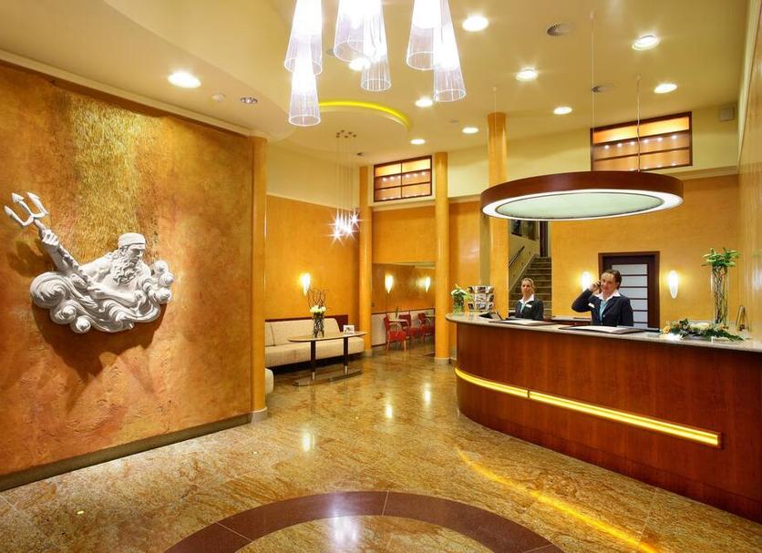 Lobby Foto's