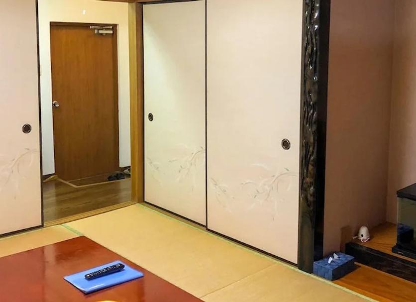 Kamervoorziening Foto's