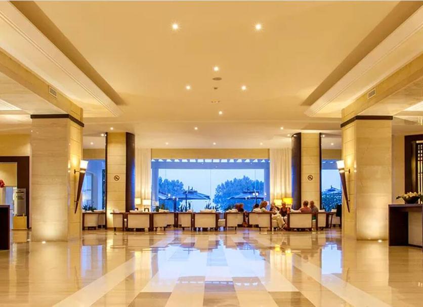 Lobby Foto's
