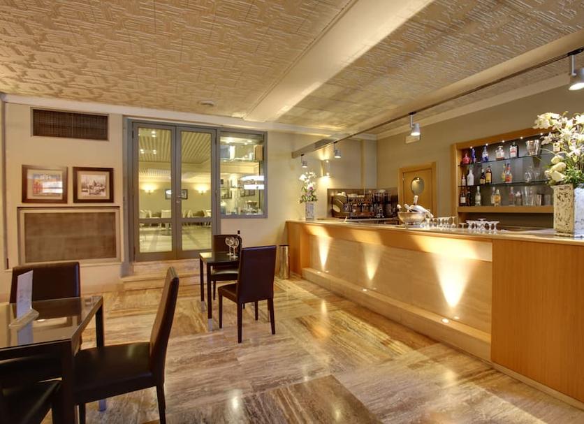 Bar Foto's