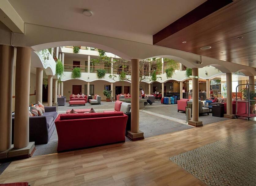 Lobby Foto's