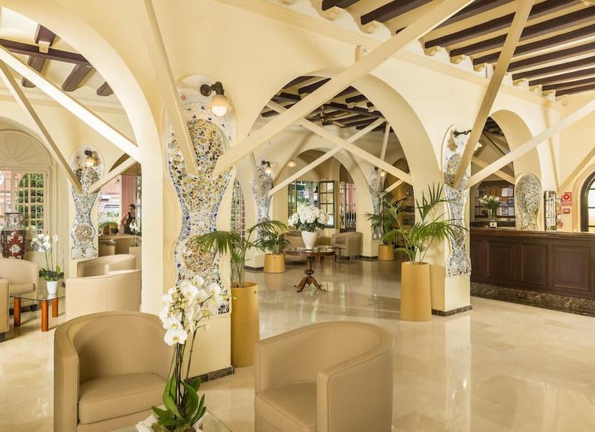 Lobby Foto's
