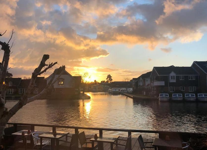 Buiten zicht Foto's