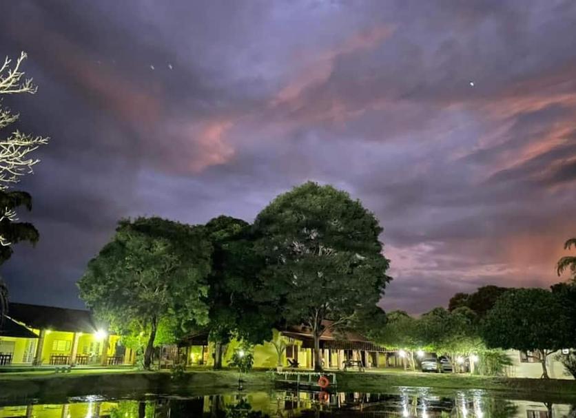 Buiten zicht Foto's