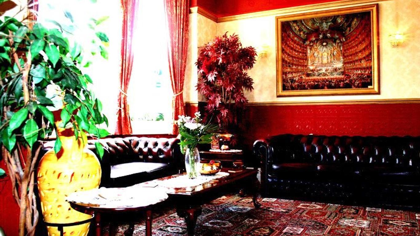 Ilfracombe House Hotel - near Cliffs Pavilion