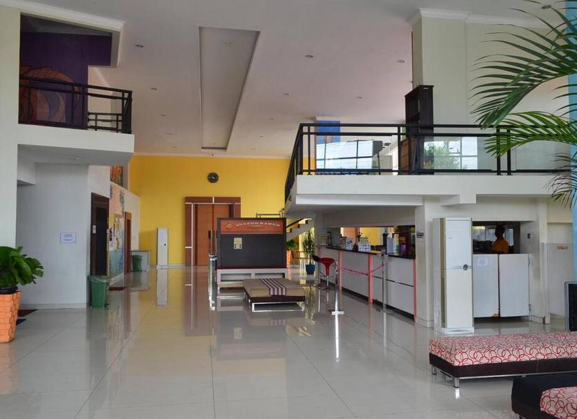 Lobby Foto's
