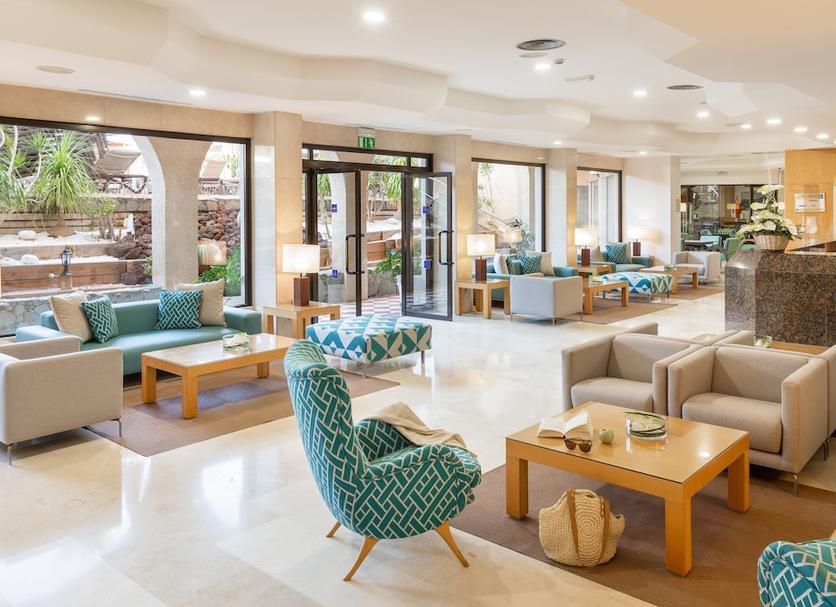 Lobby Foto's