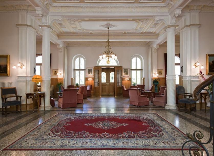 Lobby Foto's